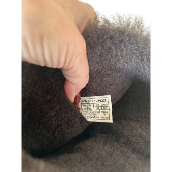 UGG Bailey Button Triplet II Tall Boots Women’s 10 Chocolate Brown Suede Fur - Picture 9 of 16